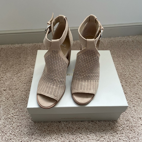 Marc Fisher Vixen Peep Toe Sandal - Picture 8 of 8